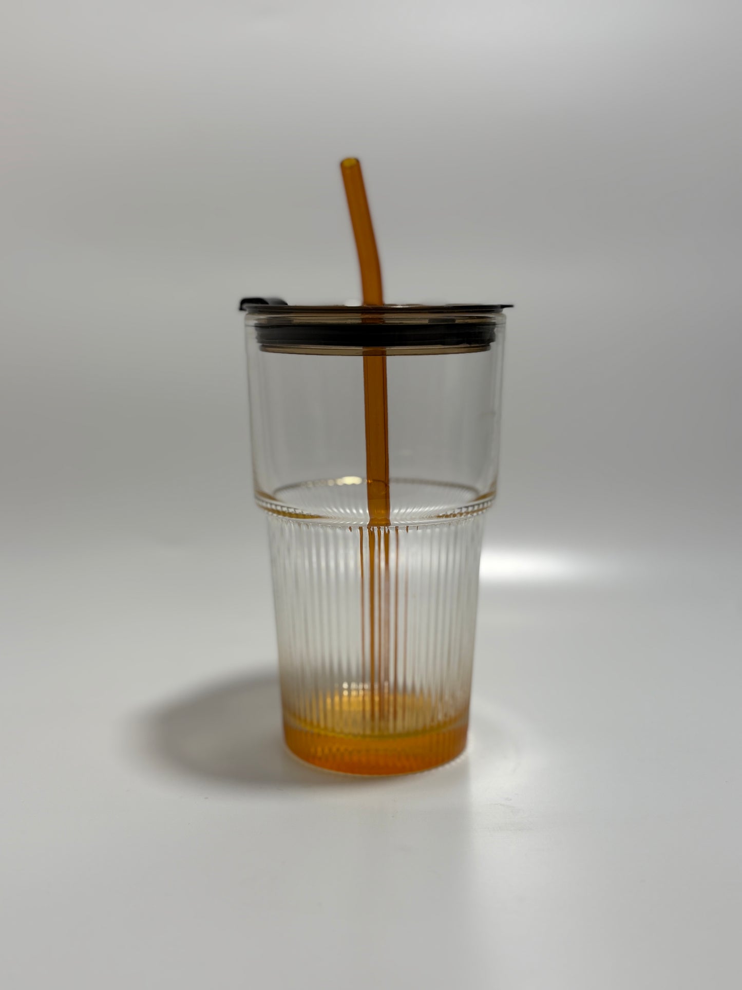 Ribbed Drinking Glasses with Bamboo Lids and Straws